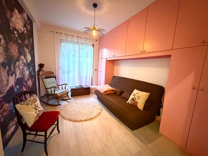 Appartement - 100 m² - 4 pièces