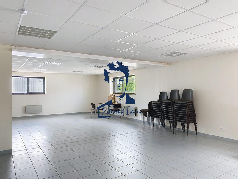 Local d'activités - 300 m²