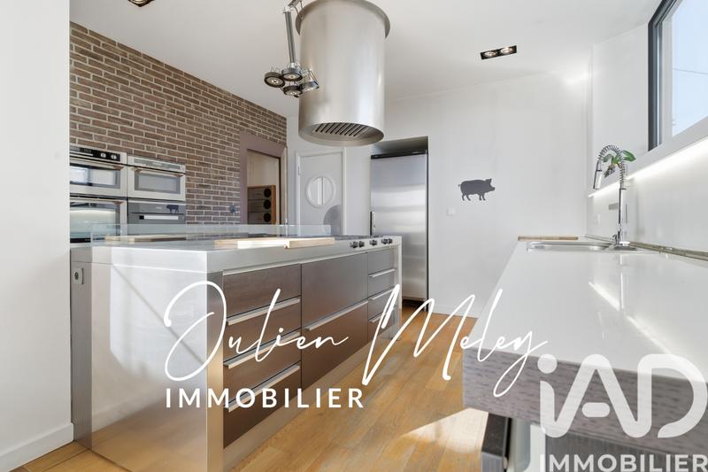 Maison de maîtres - 245 m² - 8 pièces