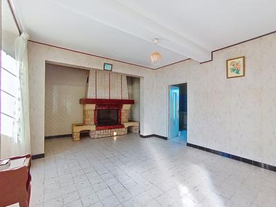 Maison - 165 m² - 9 pièces