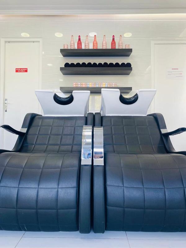 Beauty And The Barber