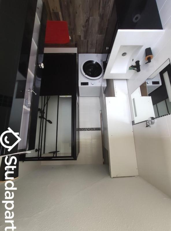 Chambre - 12 m² - 1 pièce