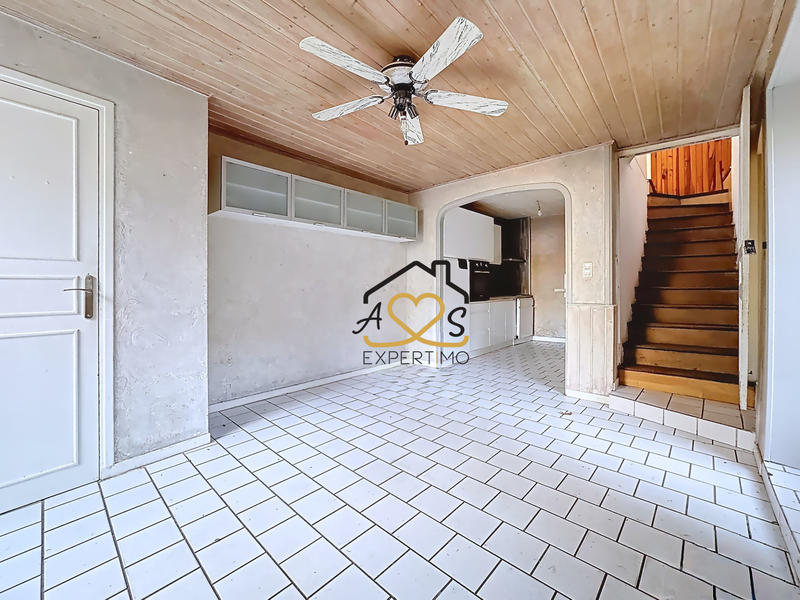 Maison - 94 m² - 6 pièces