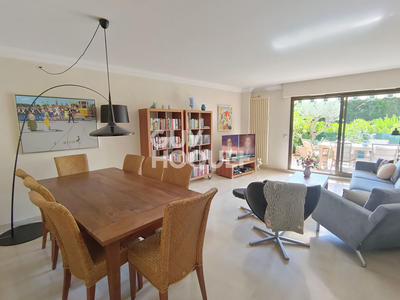 Appartement - 75 m² - 3 pièces