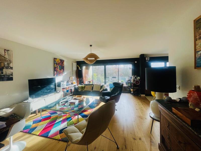 Appartement - 104 m² - 4 pièces