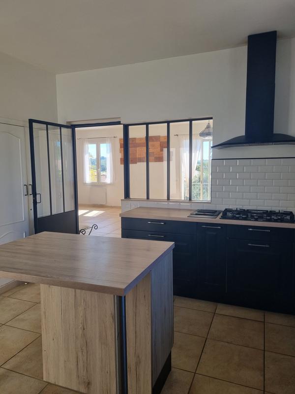 Appartement - 110 m² - 4 pièces