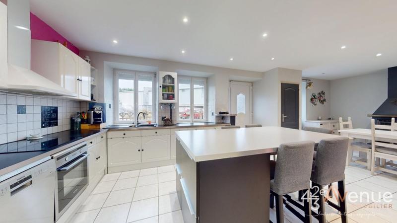 Maison - 175 m² - 7 pièces