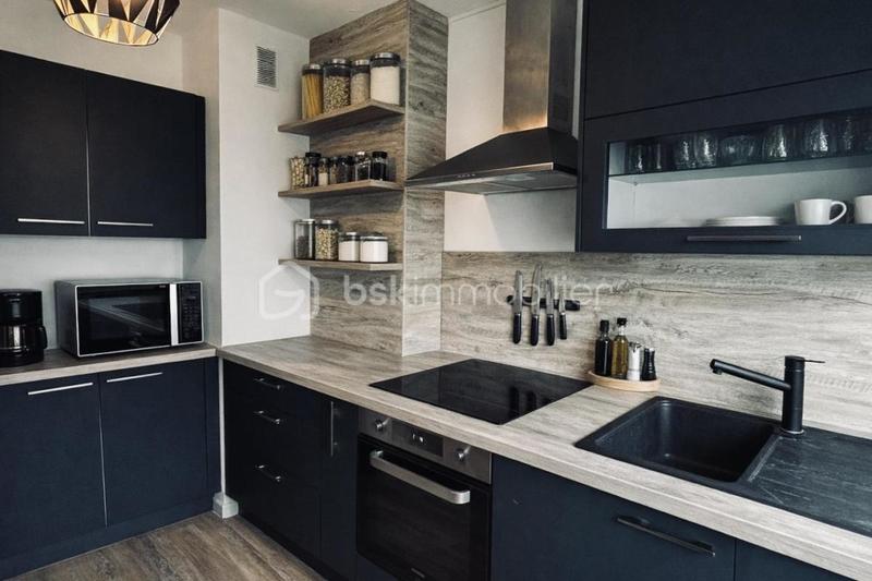 Appartement - 77 m² - 4 pièces