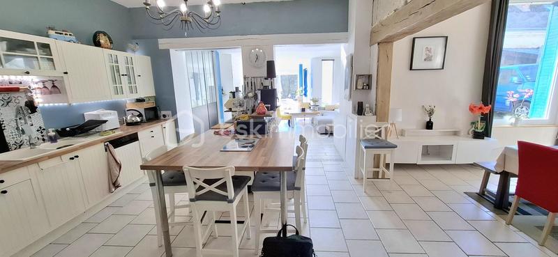 Maison de ville - 172 m² - 8 pièces