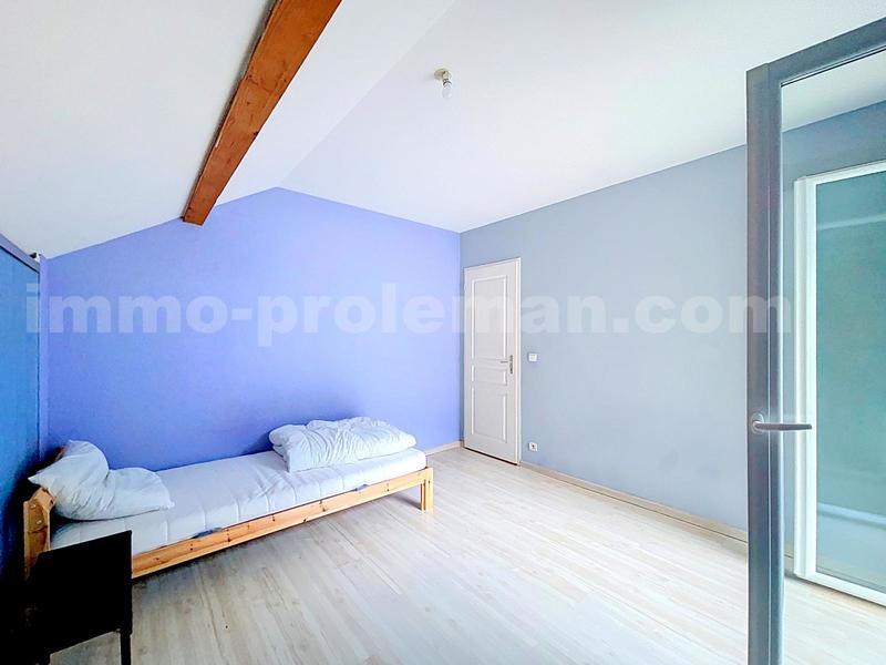 Maison - 196 m² - 7 pièces