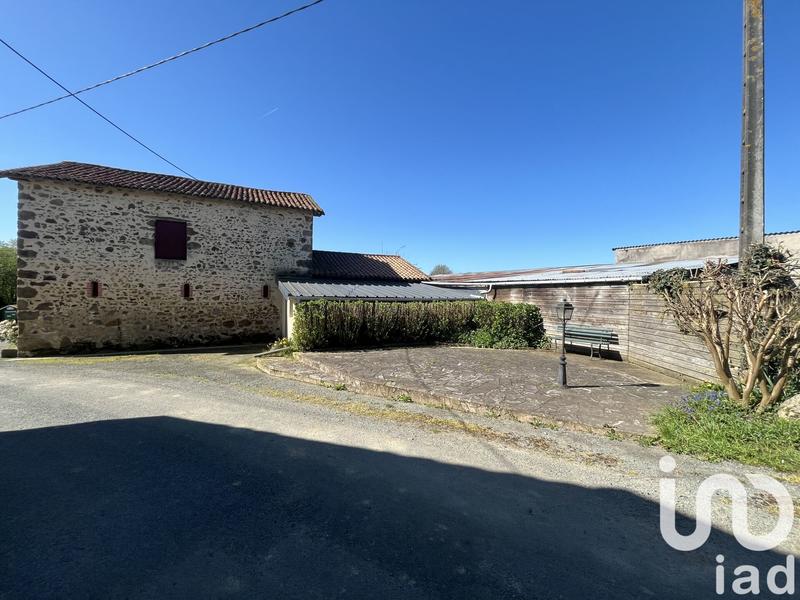 Maison - 233 m² - 6 pièces