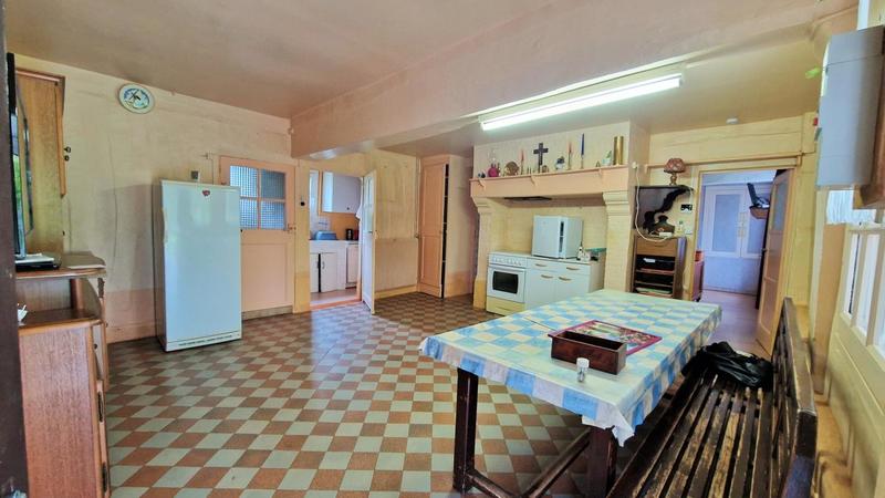 Maison - 140 m² - 4 pièces