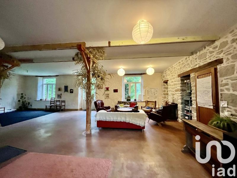 Maison - 628 m² - 18 pièces