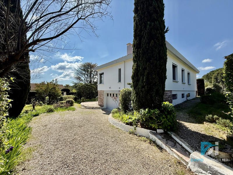 Maison - 102 m² - 4 pièces