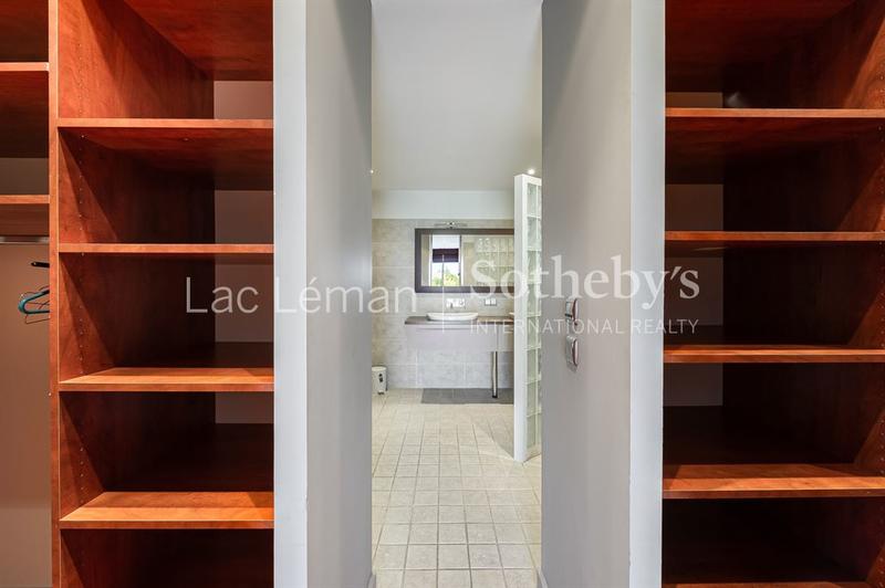 Maison d'architecte - 249 m² - 8 pièces