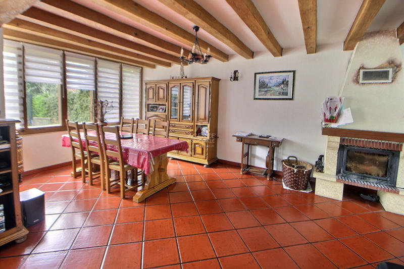 Maison - 136 m² - 5 pièces