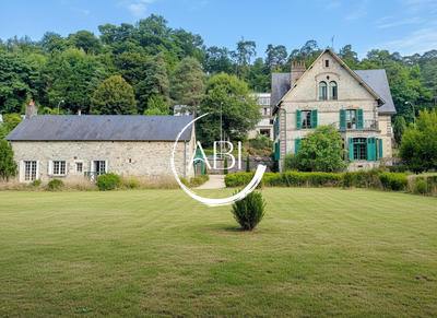 Villa - 269 m² - 11 pièces