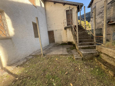 Maison de village - 75 m² - 5 pièces