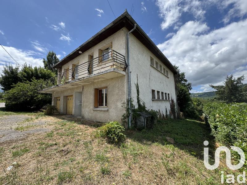 Maison - 210 m² - 9 pièces