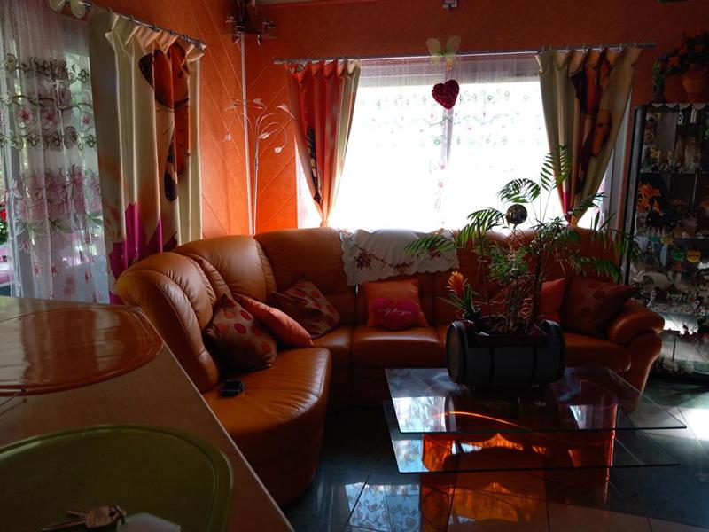 Maison - 179 m² - 6 pièces