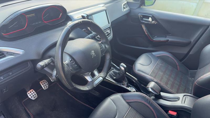 Peugeot 2008 1.2 PureTech 110 Gt Line