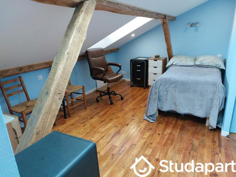 Chambre - 12 m² - 1 pièce