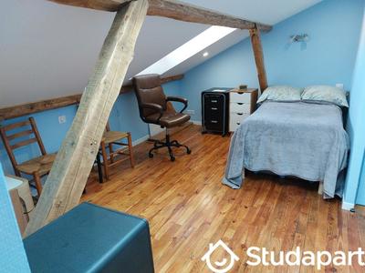 Chambre - 12 m² - 1 pièce