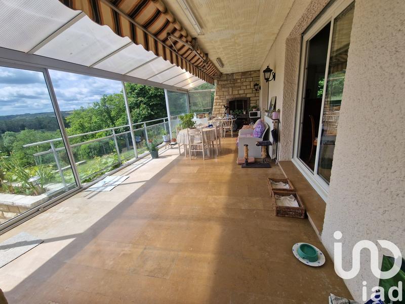 Maison de maîtres - 303 m² - 8 pièces