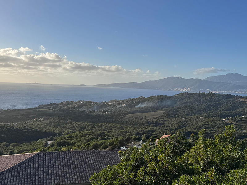 Villa - 213 m² - 5 pièces