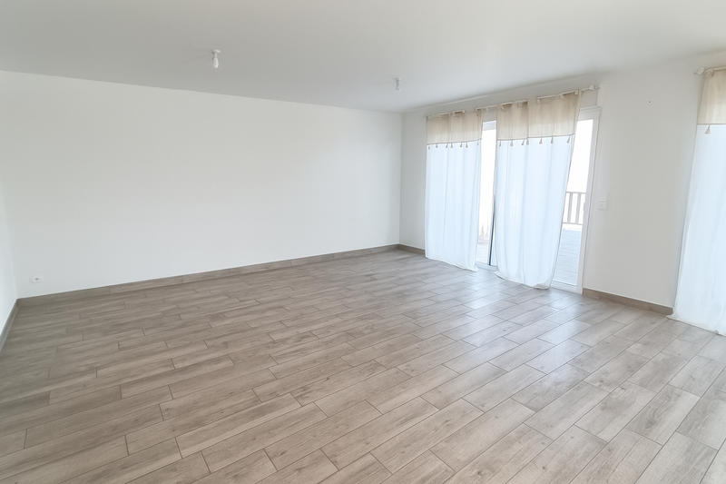 Maison - 102 m² - 4 pièces