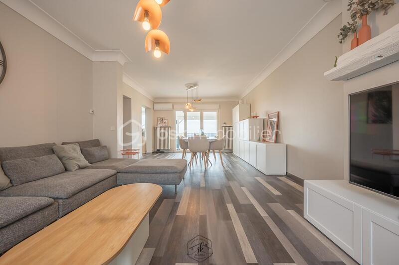 Maison - 166 m² - 8 pièces