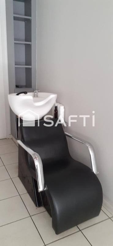 Local commercial - 67 m² - 3 pièces