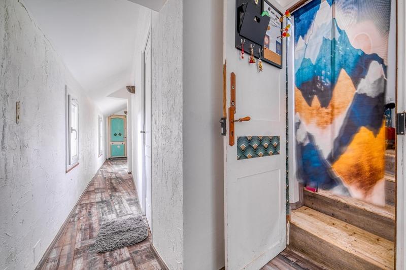 Maison - 261 m² - 10 pièces