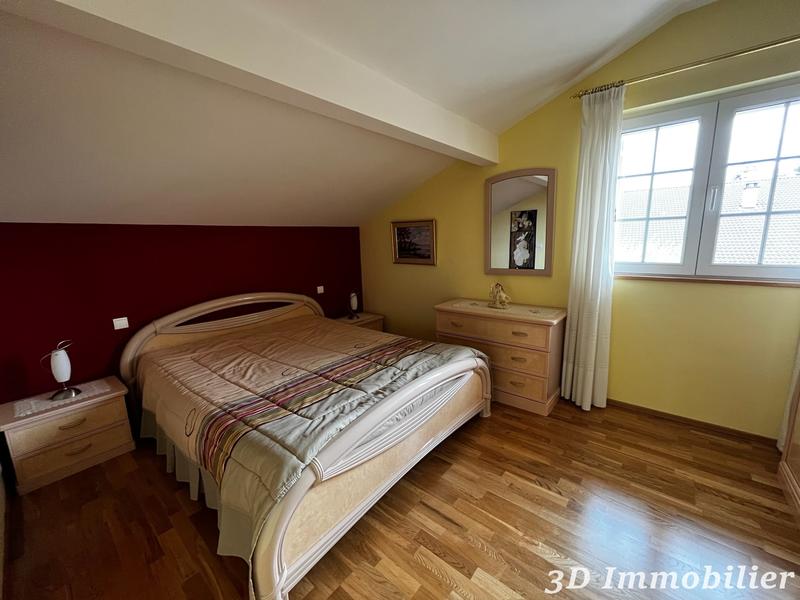 Maison - 255 m² - 7 pièces