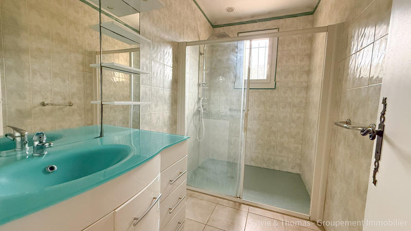 Maison - 200 m² - 9 pièces