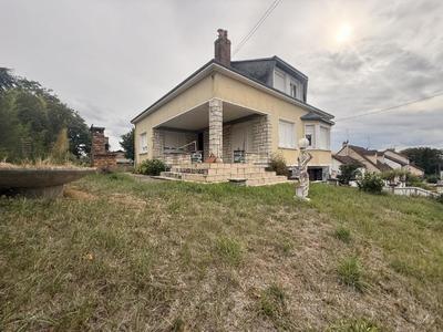 Maison - 197 m² - 6 pièces