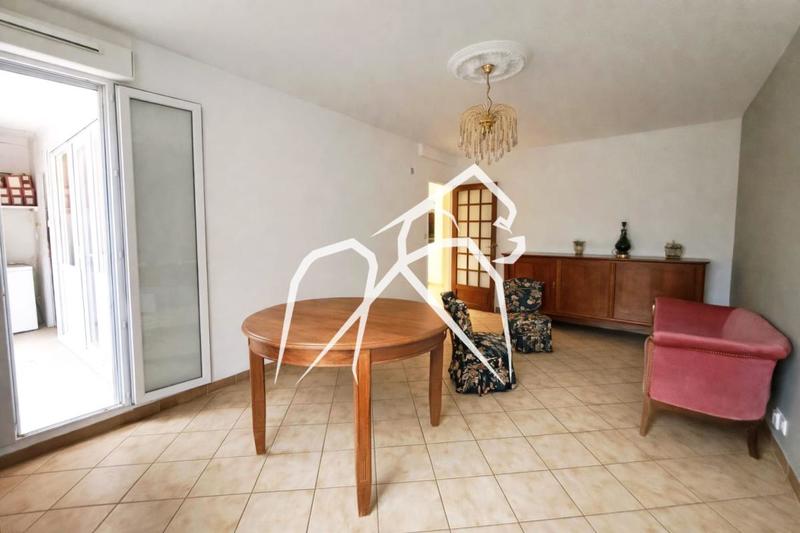 Appartement ancien - 57 m² - 3 pièces