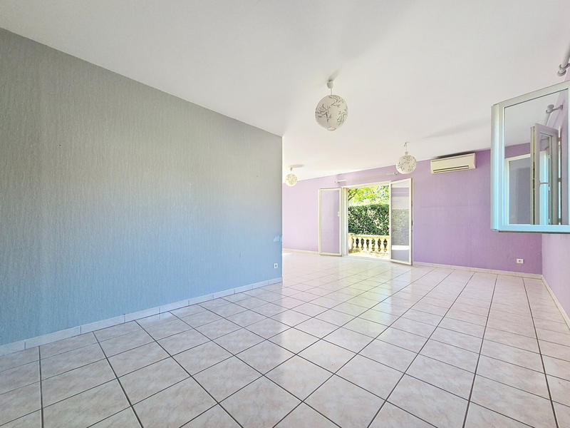 Villa - 80 m² - 3 pièces