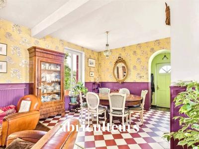 Maison - 123 m² - 6 pièces