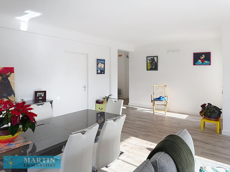 Maison - 304 m² - 7 pièces