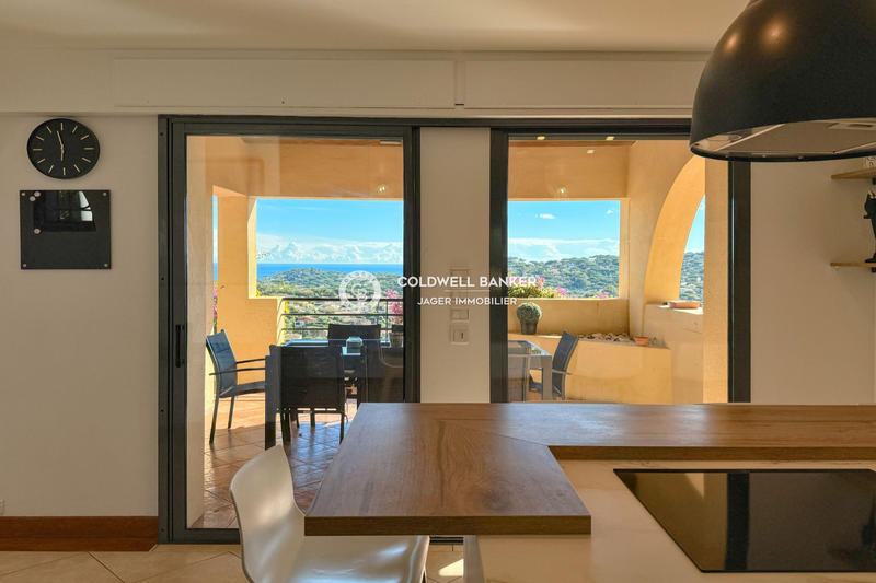 Villa - 249 m² - 8 pièces