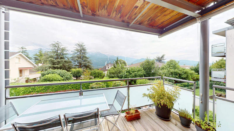 Appartement - 76 m² - 4 pièces