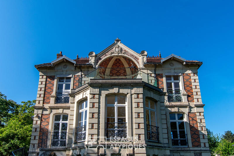 Maison - 232 m² - 11 pièces