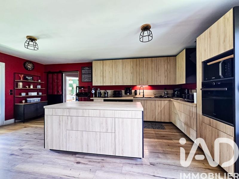 Maison - 150 m² - 6 pièces