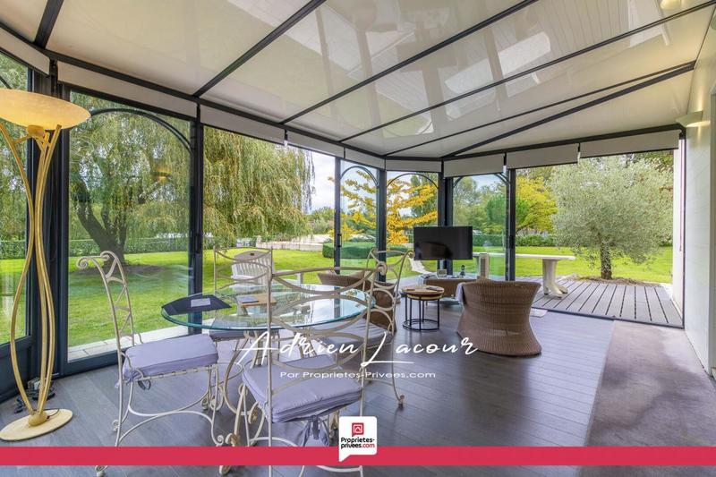 Maison - 188 m² - 10 pièces