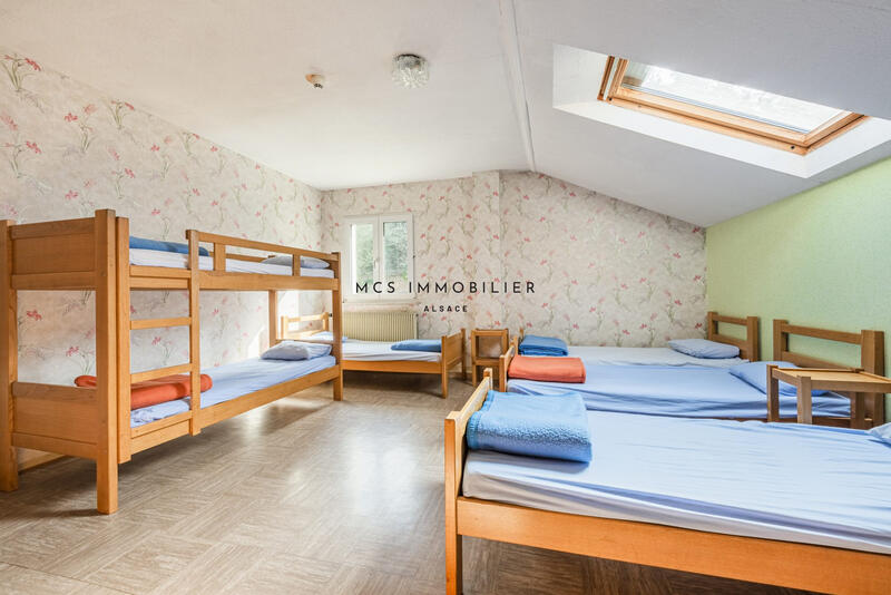 Immeuble - 930 m²