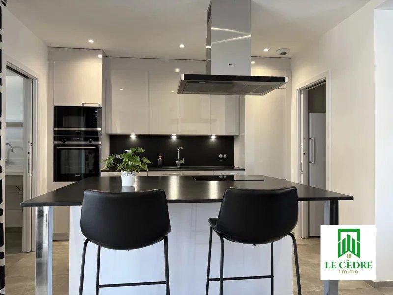 Maison - 158 m² - 6 pièces