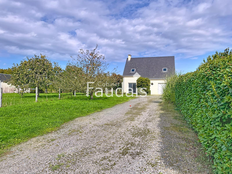 Maison - 99 m² - 5 pièces