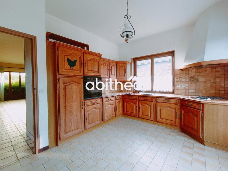 Maison - 180 m² - 7 pièces