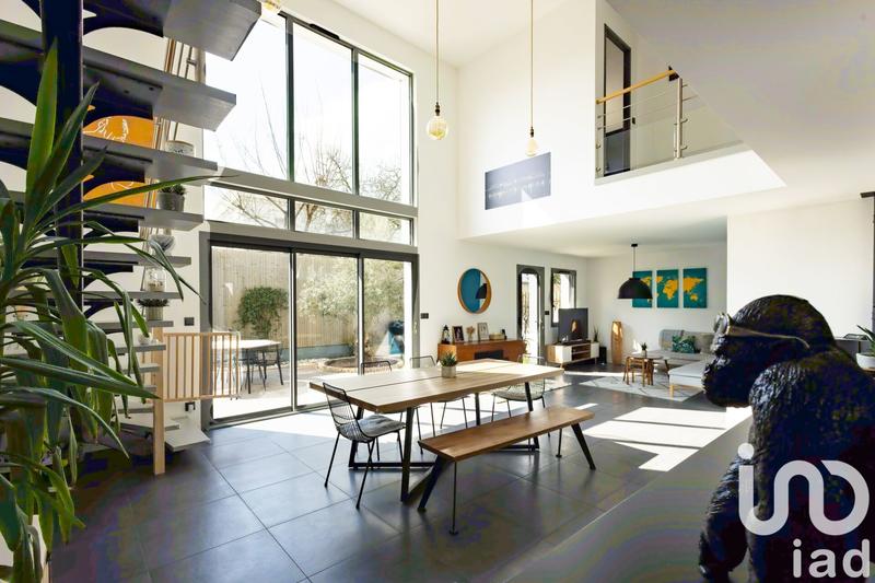 Maison de ville - 139 m² - 5 pièces